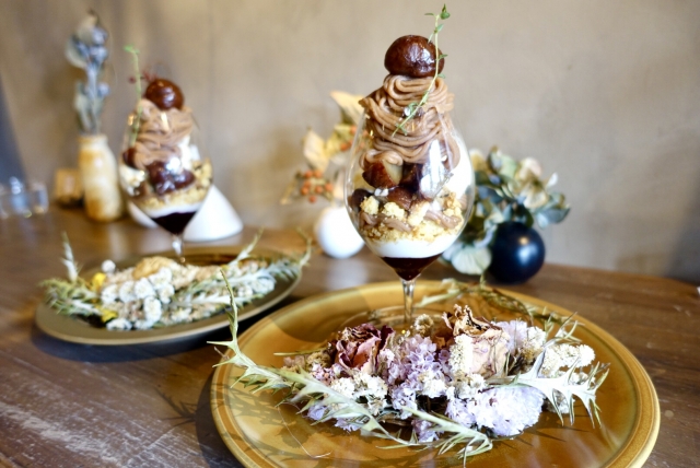 ガラスの器で魅せるモンブラン